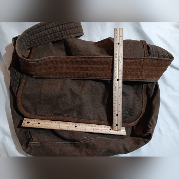 American Eagle Messenger Bag - Picture 2 of 4